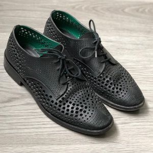Balenciaga Black Leather Oxford shoe. Size 38